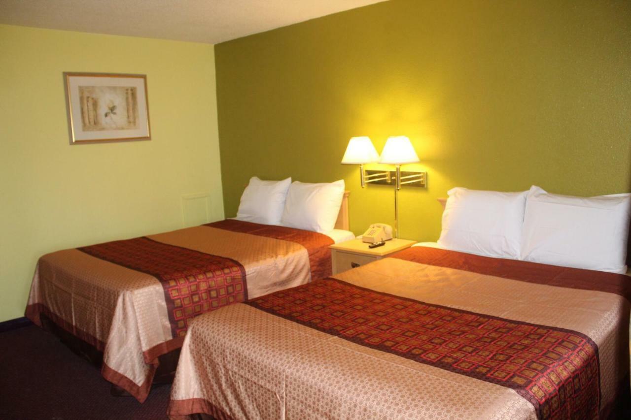 Hutchinson Inn מראה חיצוני תמונה